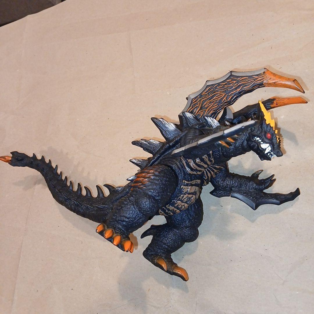 ウルトラマン怪獣ソフビ ザイゴーグ ツルギデマーガ スーパーグランドキング