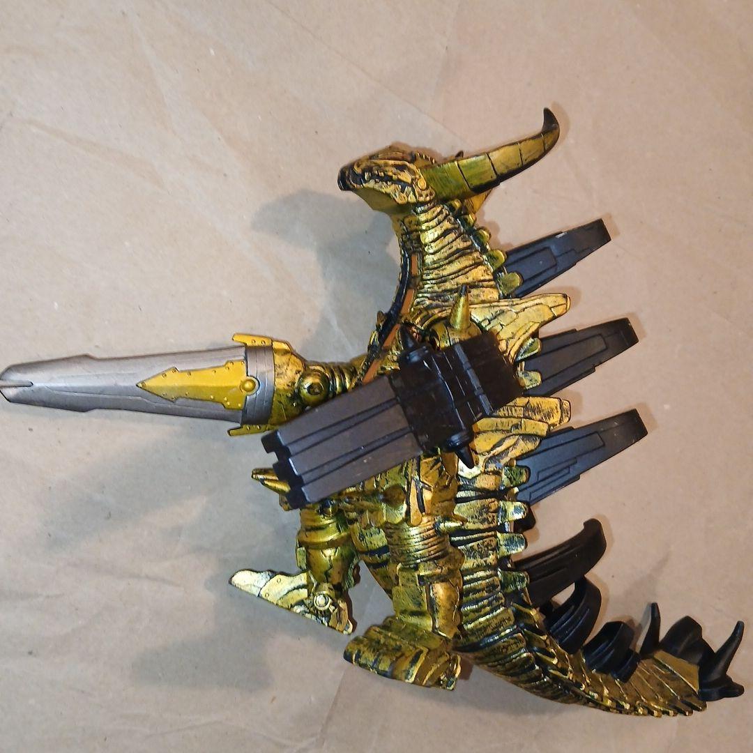 ウルトラマン怪獣ソフビ ザイゴーグ ツルギデマーガ スーパーグランドキング