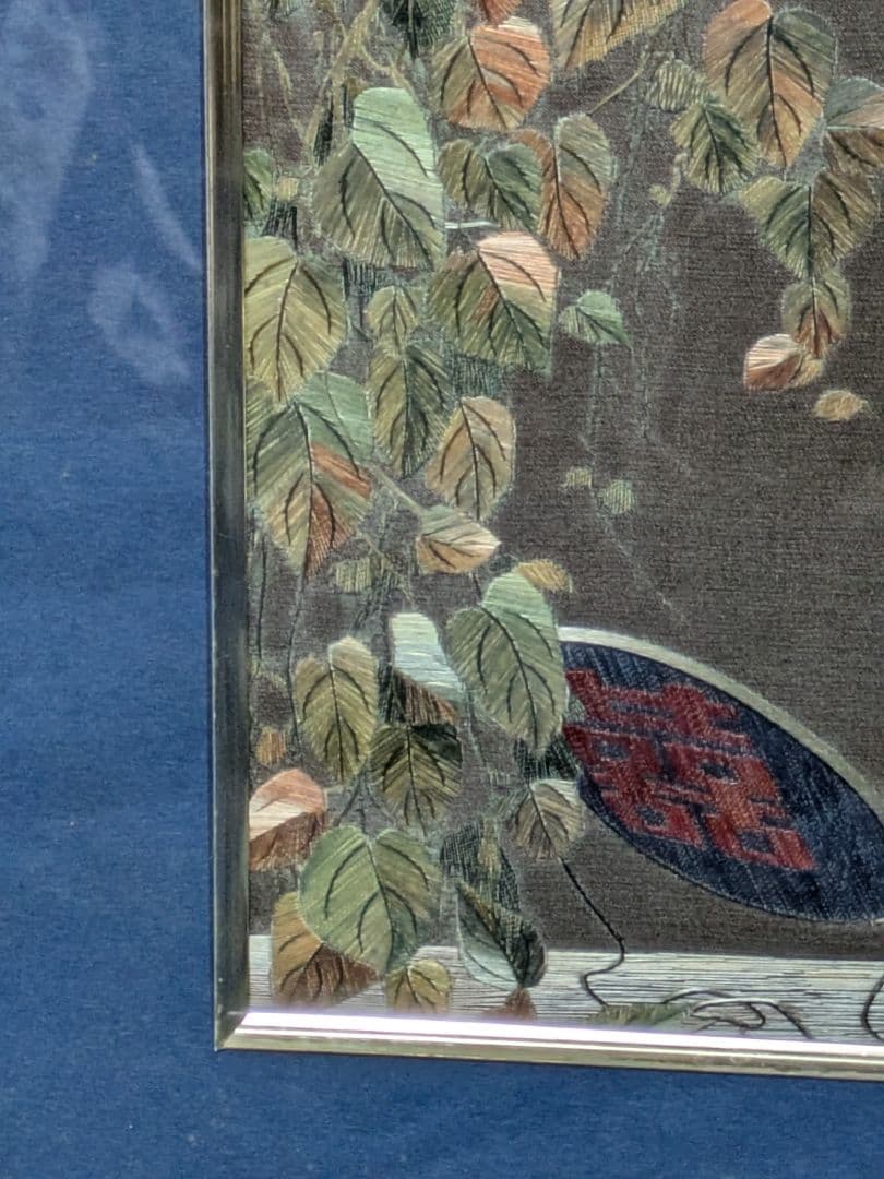 綺麗な女性人物画　刺繍画