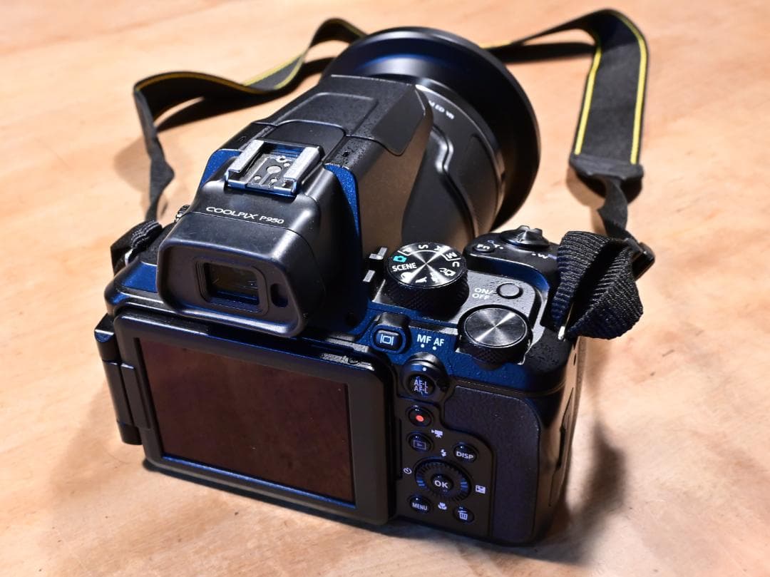 Nikon COOLPIX P950（レンズフィルター・保護フィルム付）