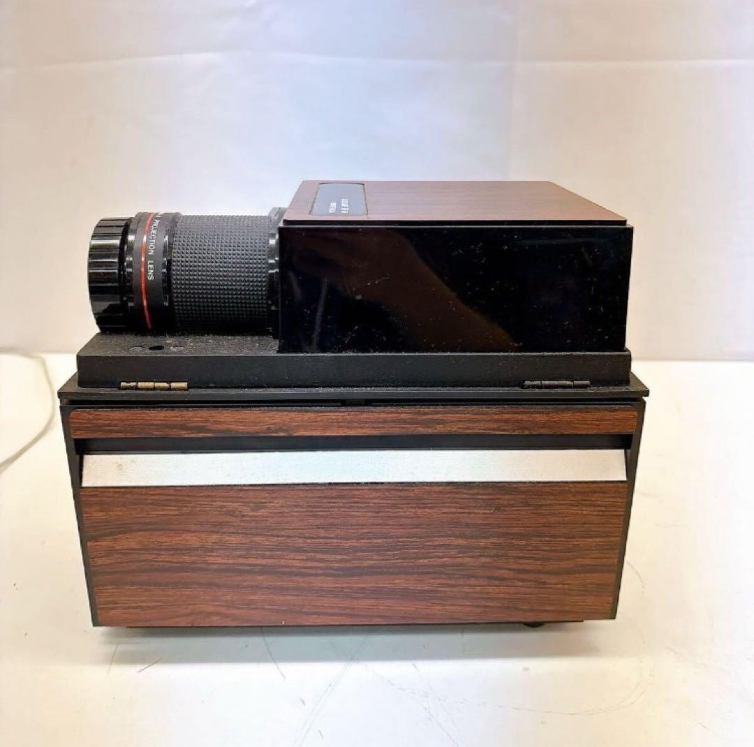 10ADM006 BELL&HOWELL ベル&ハウエル スライド映写機