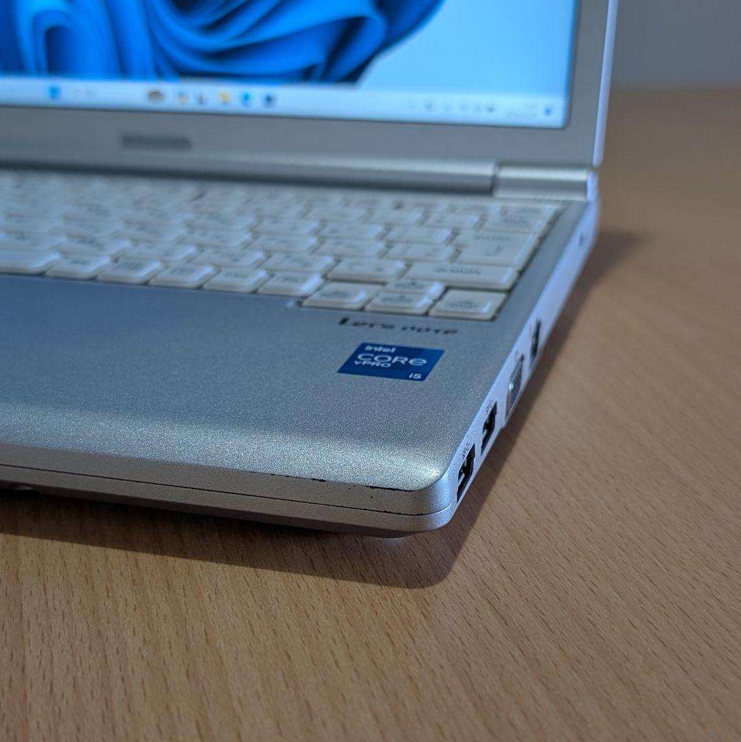 バッテリー良好✨️Panasonic CF-SV1 i5/8GB/256GB