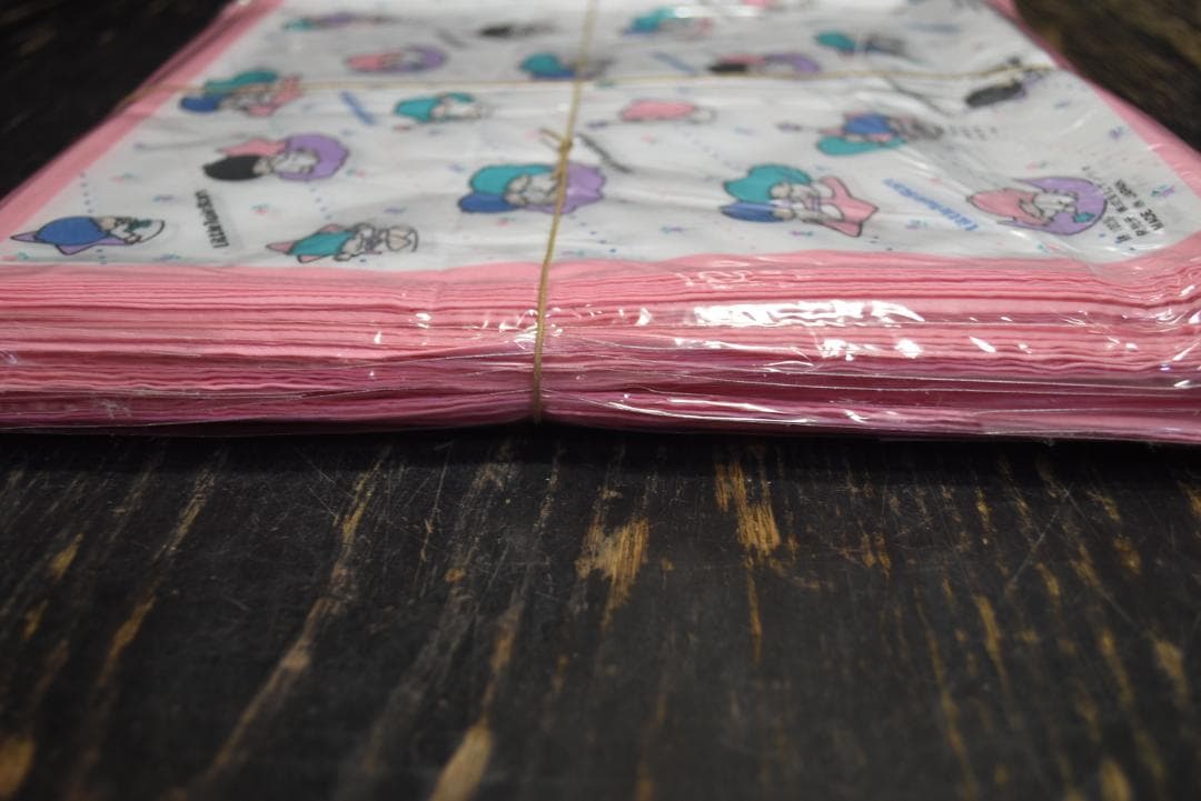 ペ*ソ様 100枚セット サンリオキャラクターハンカチ リトルツインスターズ 1