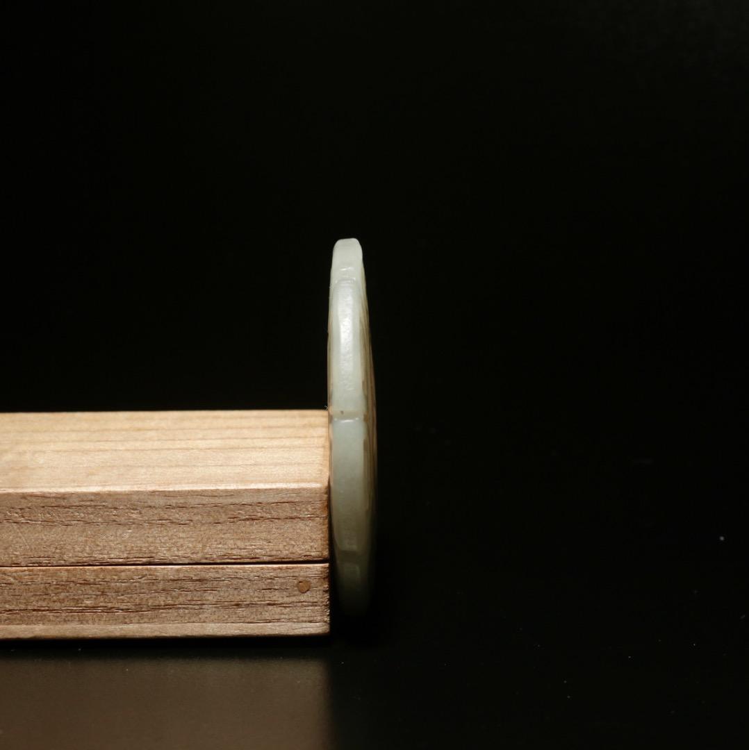 中古 和田白玉 回紋透彫 時来運転佩 中国玉器 装身具 YS0028