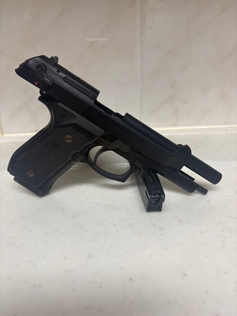 【マガジン2本付属】ウエスタンアームズ ベレッタm92fs GBB