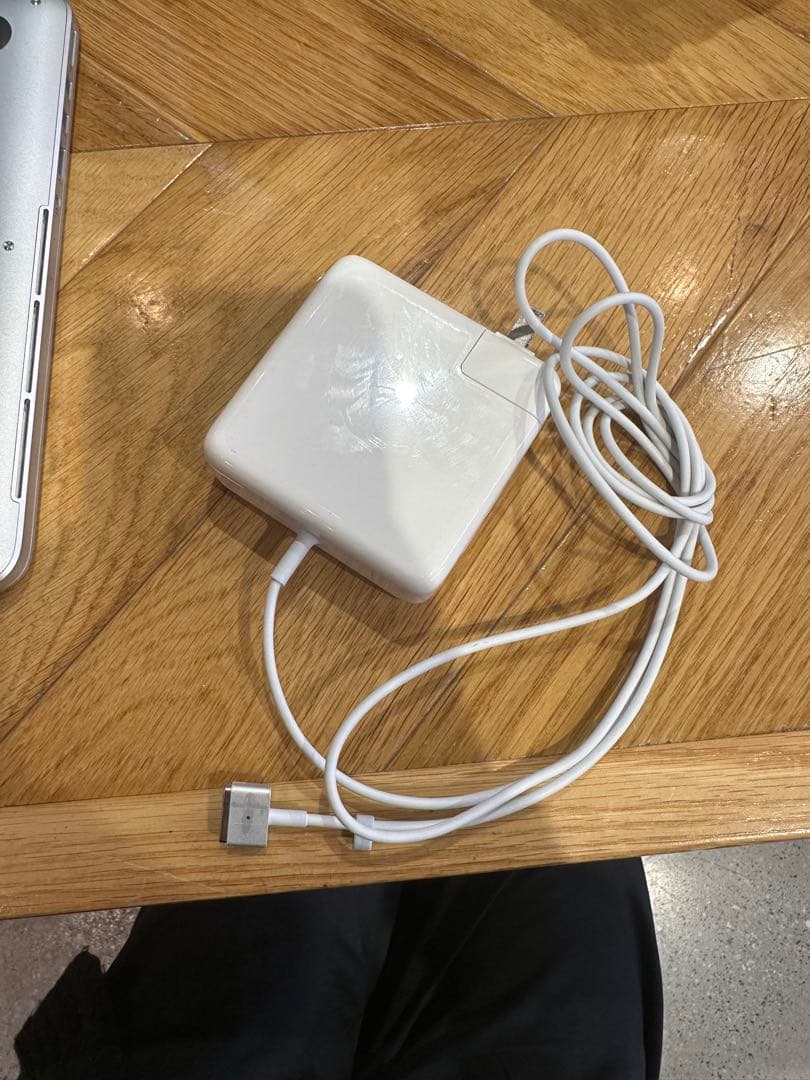 M*O様 Apple MacBook Pro 13インチ 256GB