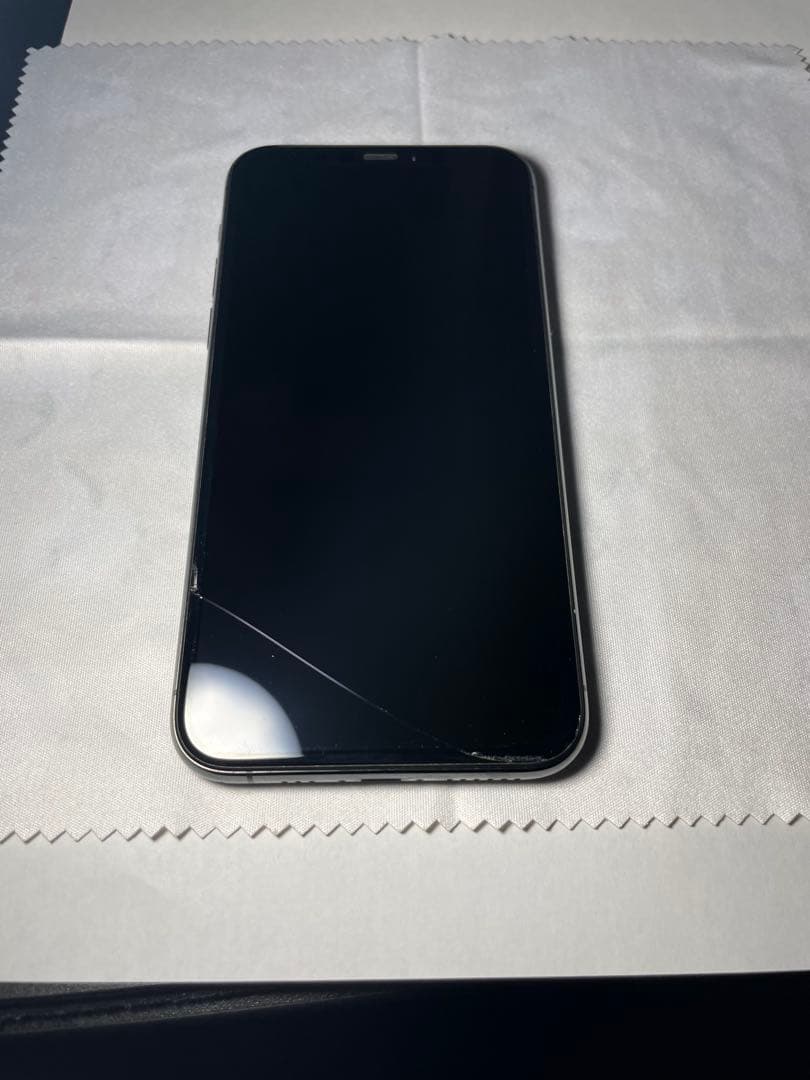 iPhone11pro 64GB SIMフリー　画面割れ