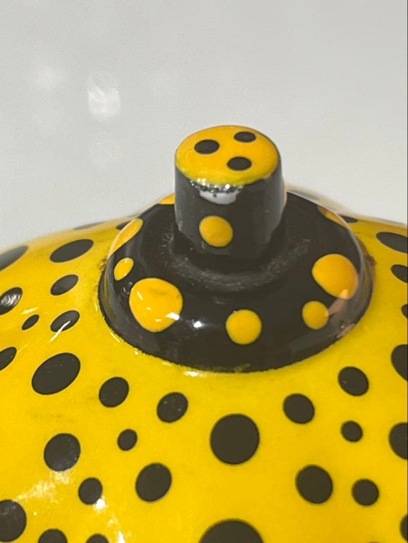 草間彌生 花形オブジェ