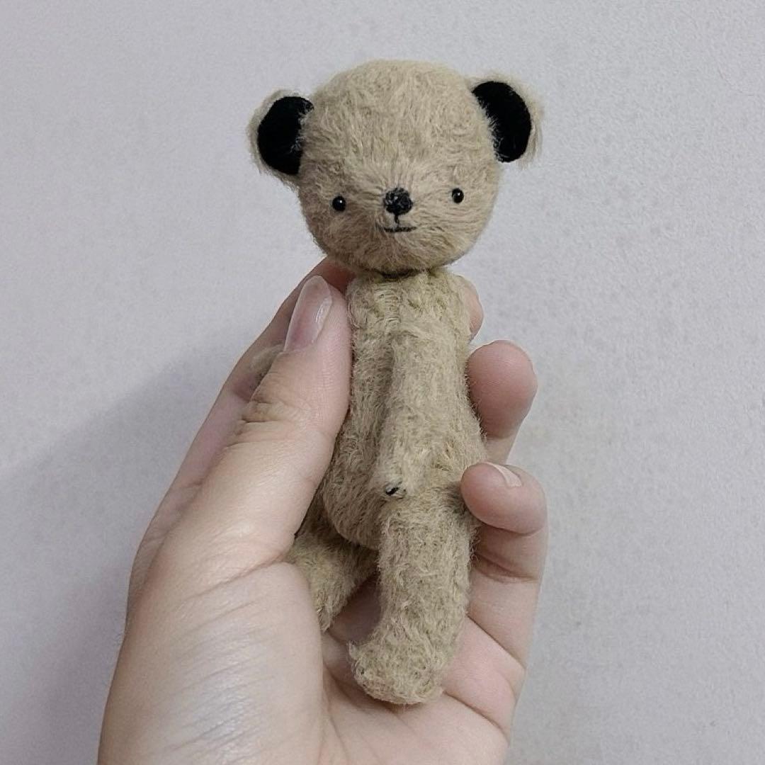 大人しい黒ミミちゃん テディベア 海外作家様 ハンドメイド 熊 ぬいぐるみ