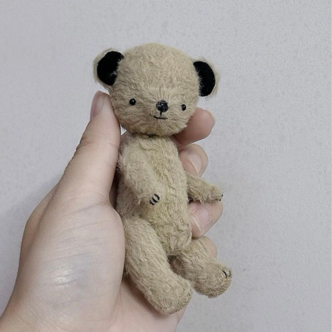 大人しい黒ミミちゃん テディベア 海外作家様 ハンドメイド 熊 ぬいぐるみ