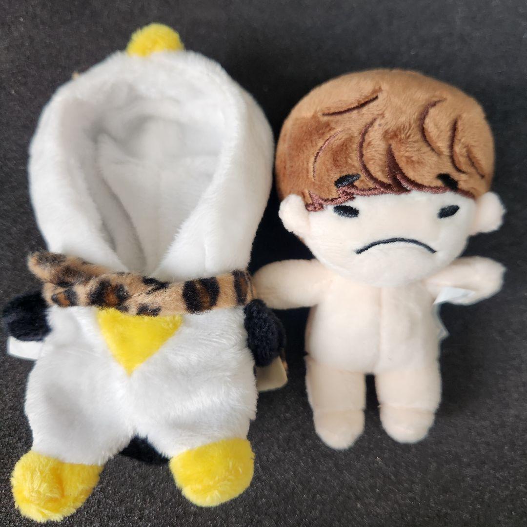 LEE JUNHO イジュノ　イップニ　ぬいぐるみ　約10cm