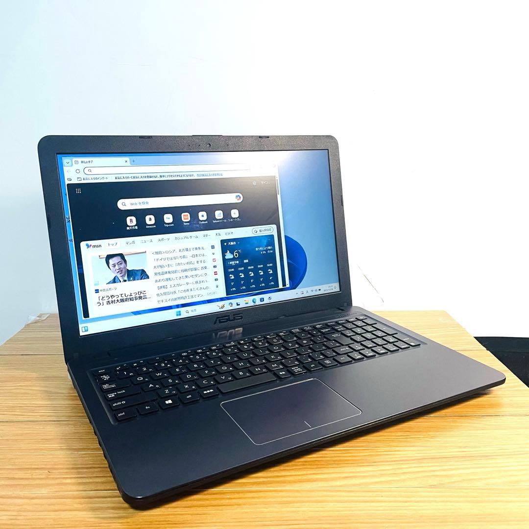 すぐ使える設定済2022モデル薄型ノートSSD256 win11オフィスカメラ