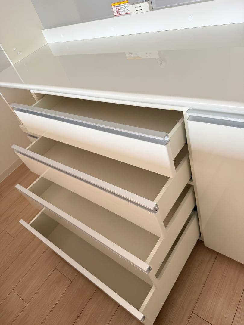 ヒロ　Pamounaパモウナ　キッチンボード