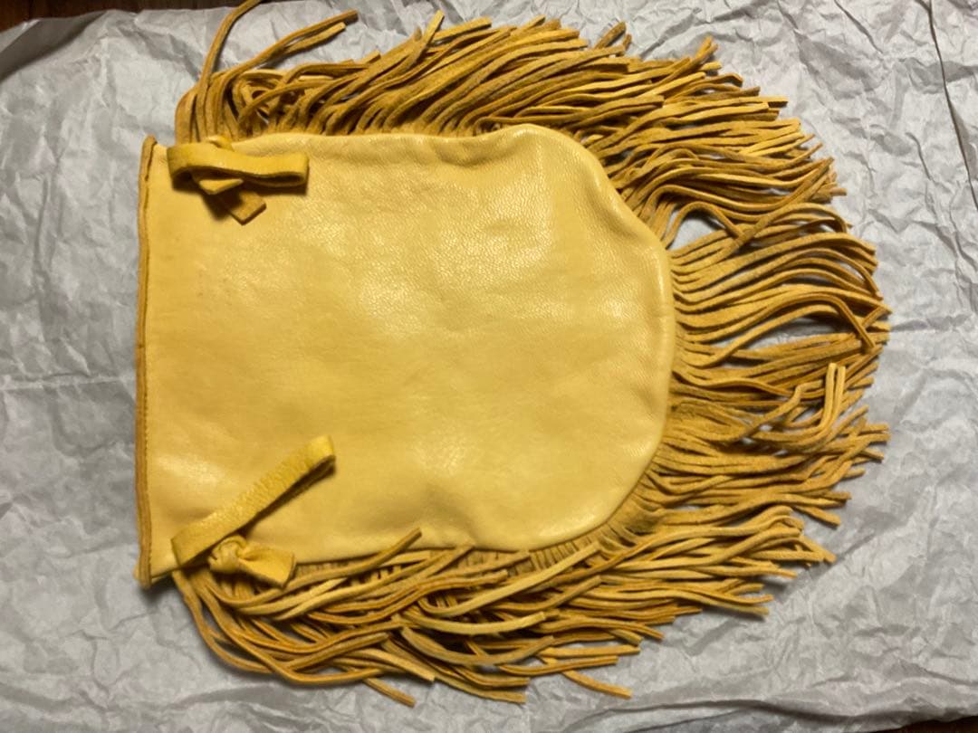 イエローレザーフリンジボディバッグ