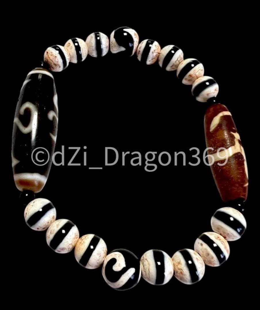 dZi beadsジービーズ 上肯 老礦手工藏伝仏龍眼梵字天珠のブレス
