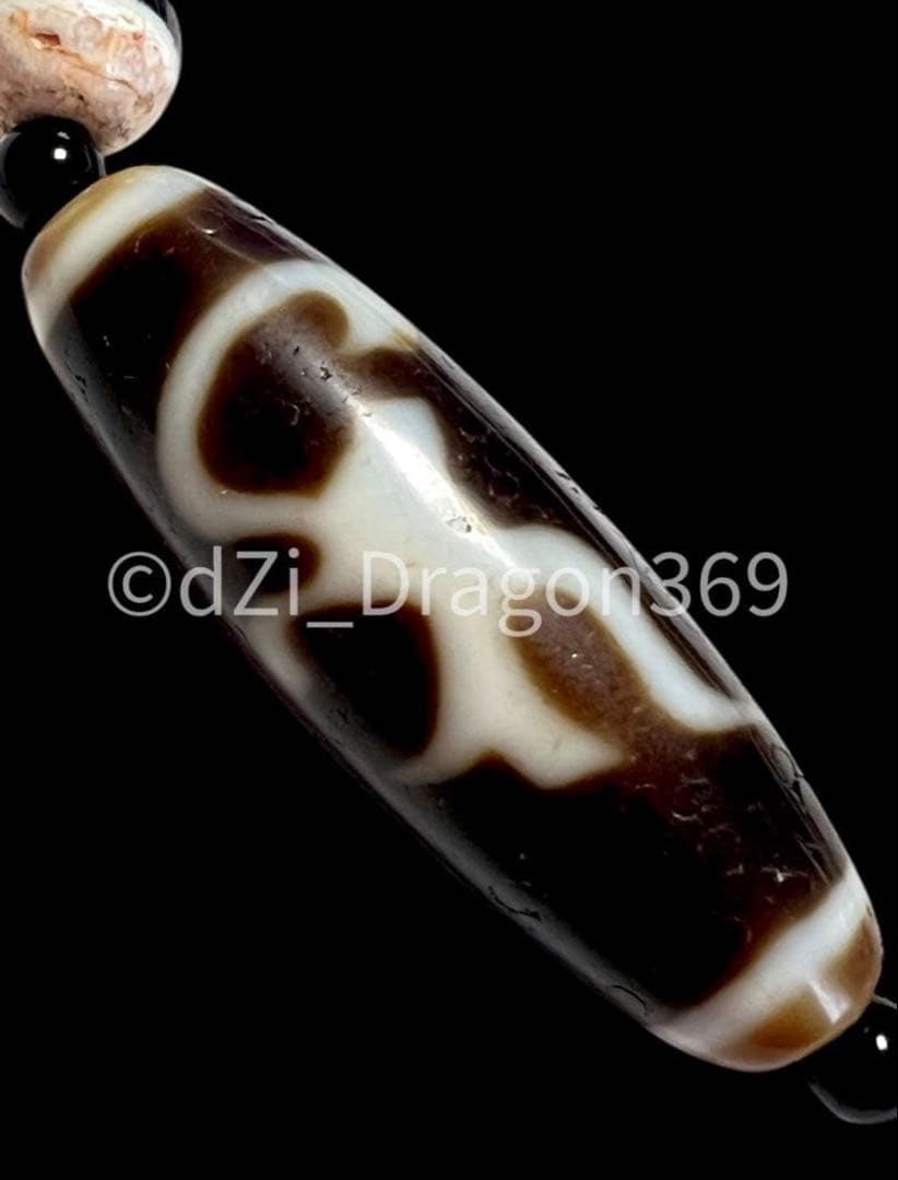 dZi beadsジービーズ 上肯 老礦手工藏伝仏龍眼梵字天珠のブレス