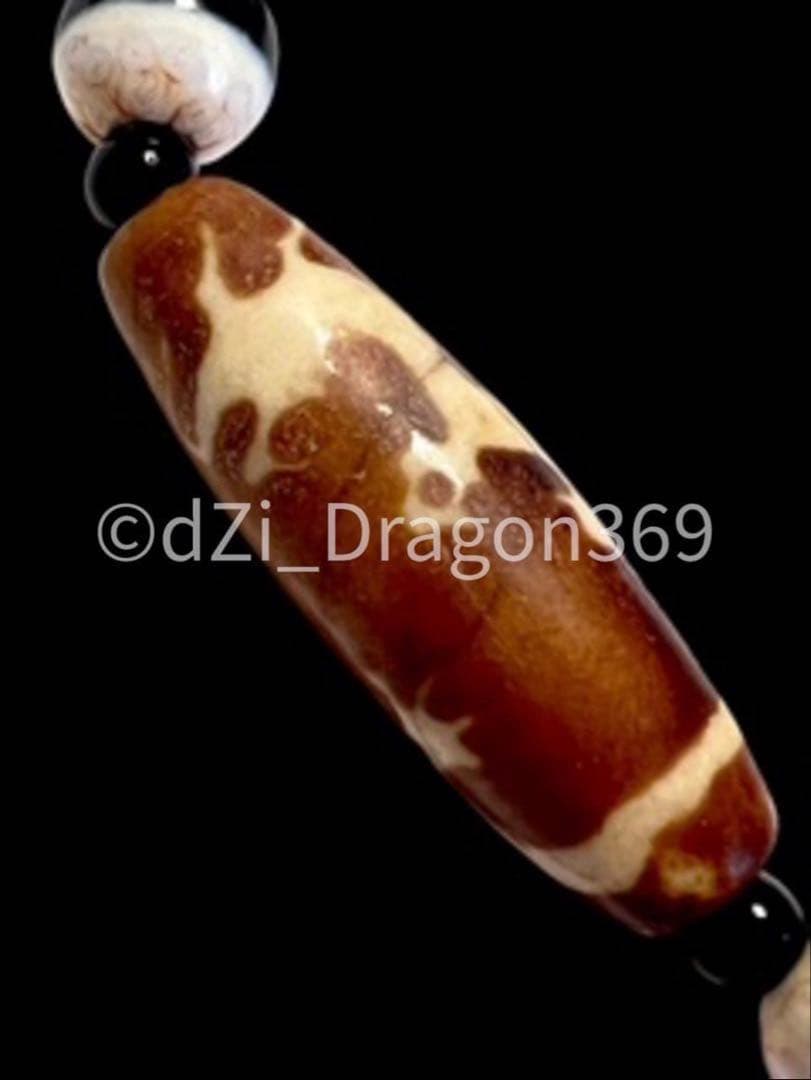 dZi beadsジービーズ 上肯 老礦手工藏伝仏龍眼梵字天珠のブレス