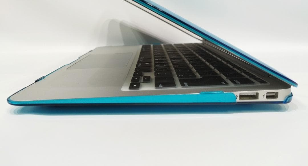 MacBook本体 A1465 MacBook Air I5 4GB 128GB Sequoia