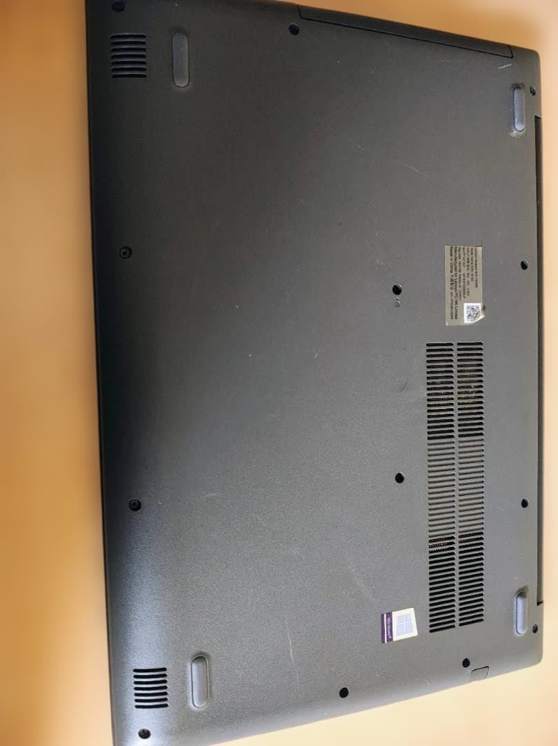 Lenovo ノートPC SSD無し　ジャンクで