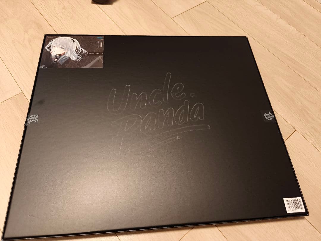 猫麦とろろ Uncle Panda ガラスマウスパッド