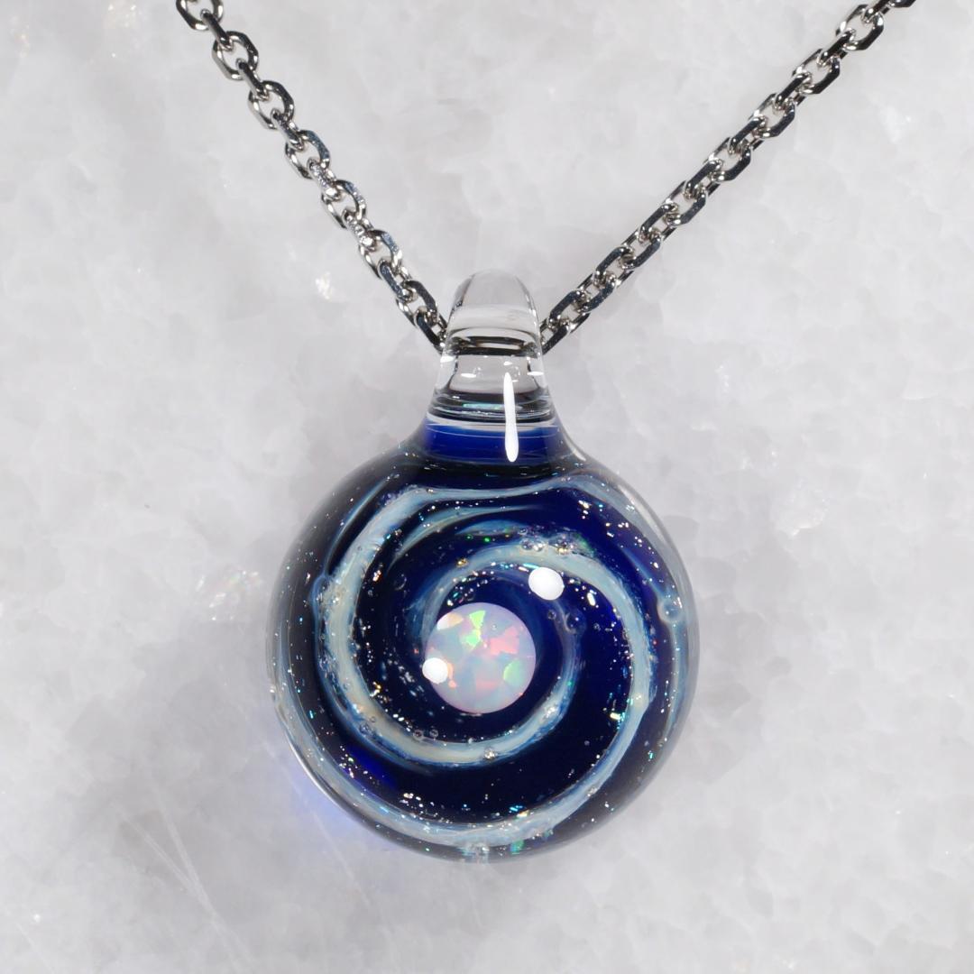 ガラスの小宇宙　ホワイトオパール 【YASUDA GLASS 】No1808WE