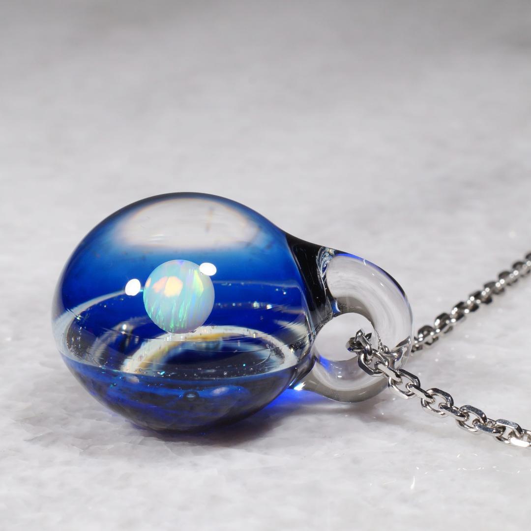 ガラスの小宇宙　ホワイトオパール 【YASUDA GLASS 】No1808WE