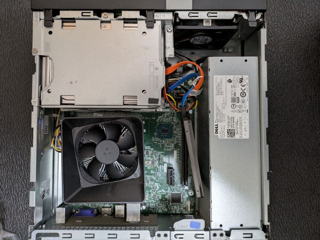 Vostro 3268 デスクトップPC win11 ssd化済