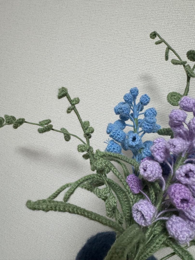 毛糸の花アレンジメント 青紫