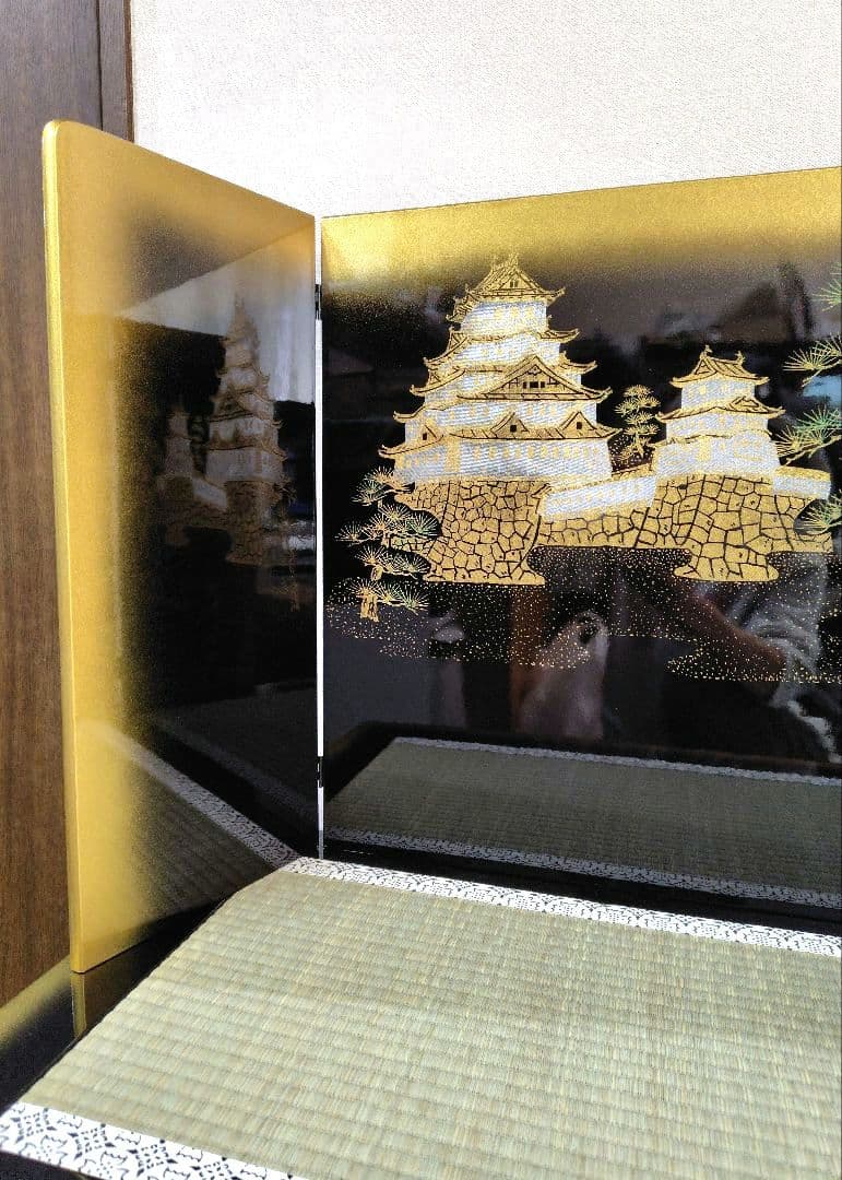 ②　吉徳　五月人形　京甲冑　鎧兜【屏風・台座】のみ