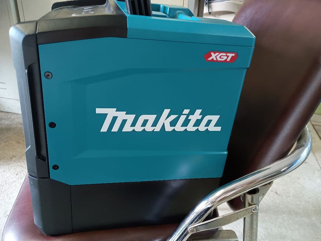 マキタ充電式電子レンジ