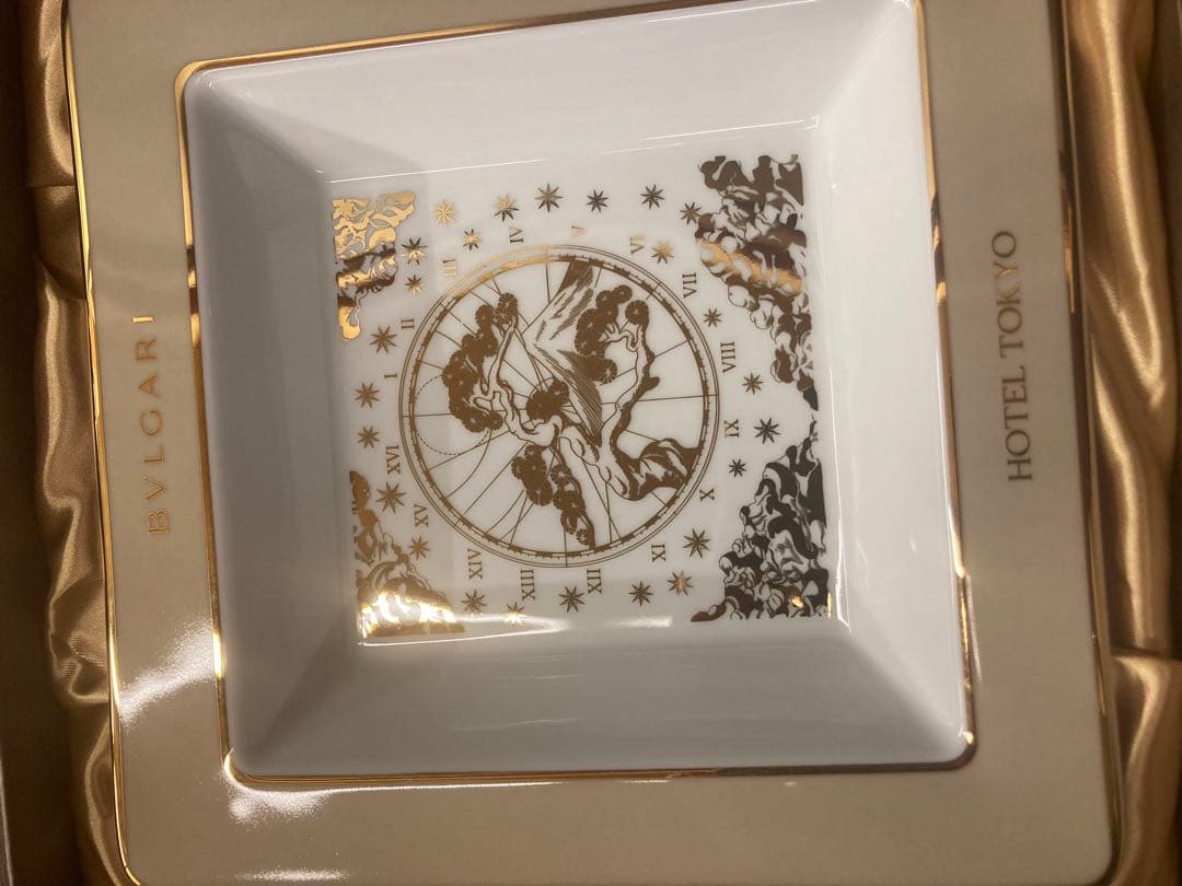リチャードジノリお皿ブルガリホテルオープニングパーティお土産