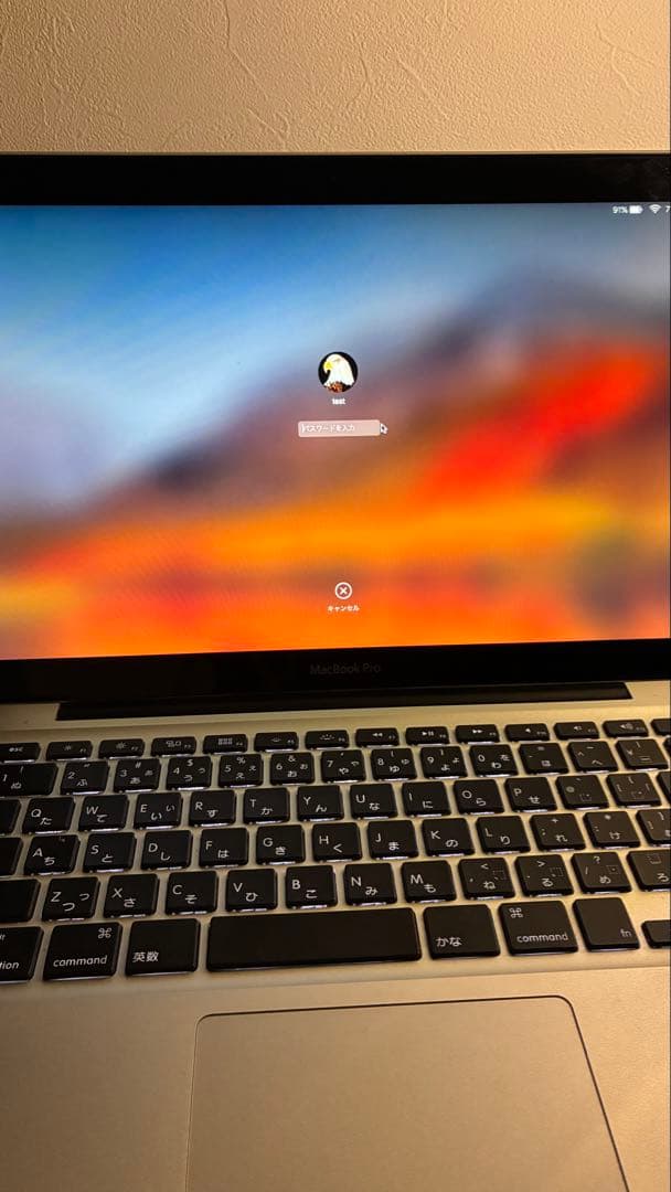 【状態 良品】MacBook Pro late 2011 SSD 換装済み
