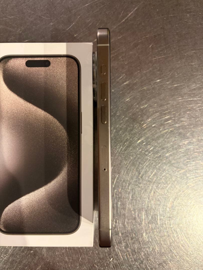 iPhone 15 Pro 256GB SIMフリー+Casetify