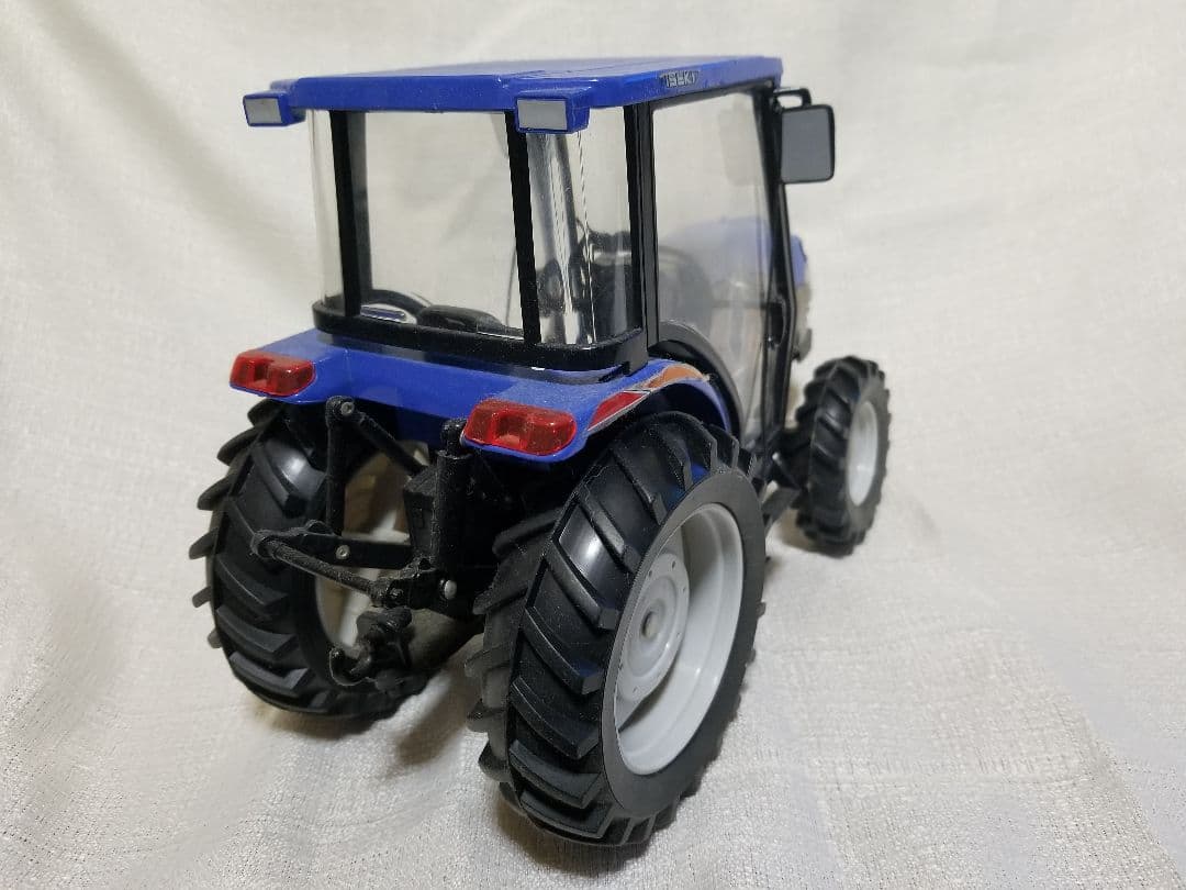イセキトラクター　ミニカー