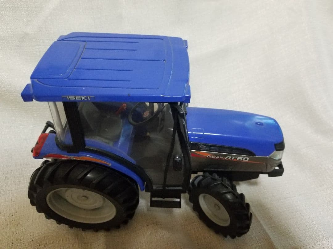 イセキトラクター　ミニカー