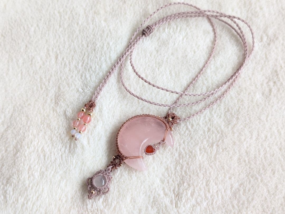 マクラメネックレス ローズクォーツ/ホワイトムーンストーン