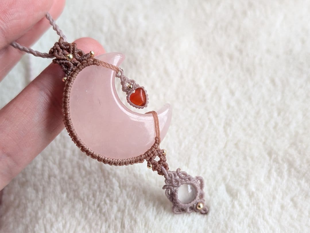 マクラメネックレス ローズクォーツ/ホワイトムーンストーン