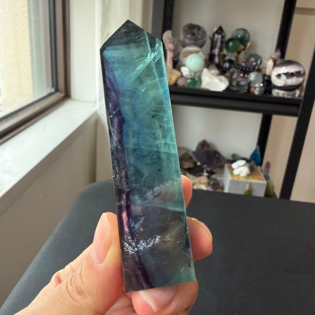 【ノブ】天然石フローライトのポイント　置物NO.030304