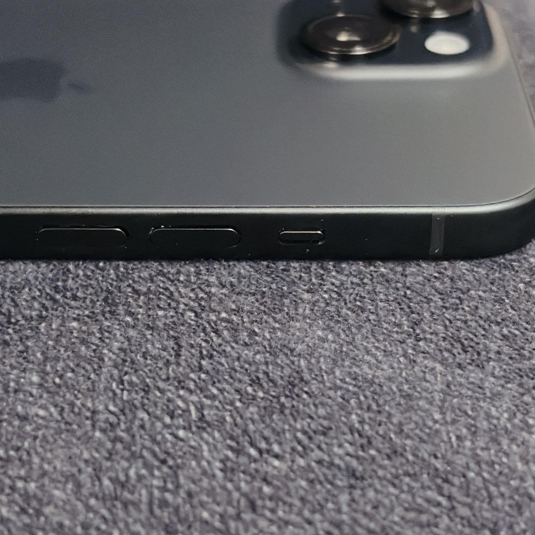 iPhone15 256GB ブラック 画面割れあり 動作良好 バッテリー86%