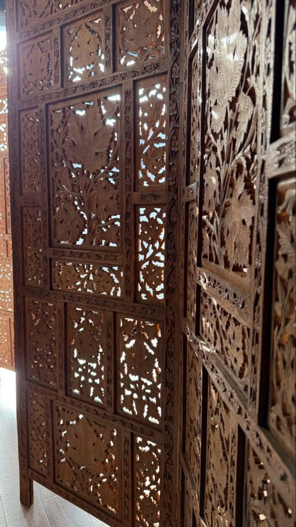 木製彫刻パーテーション 4つ折り