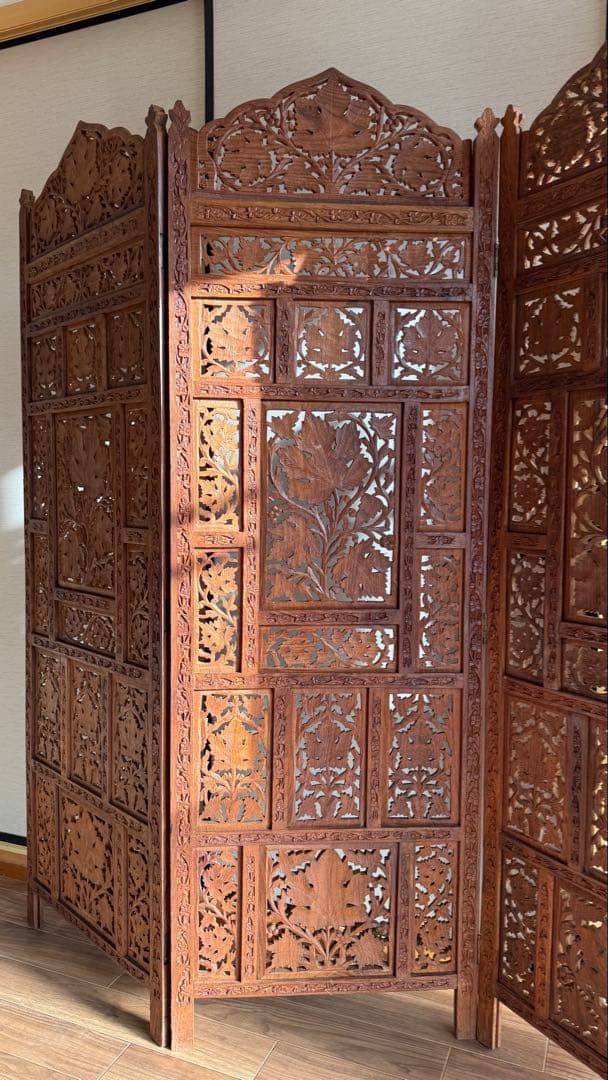木製彫刻パーテーション 4つ折り
