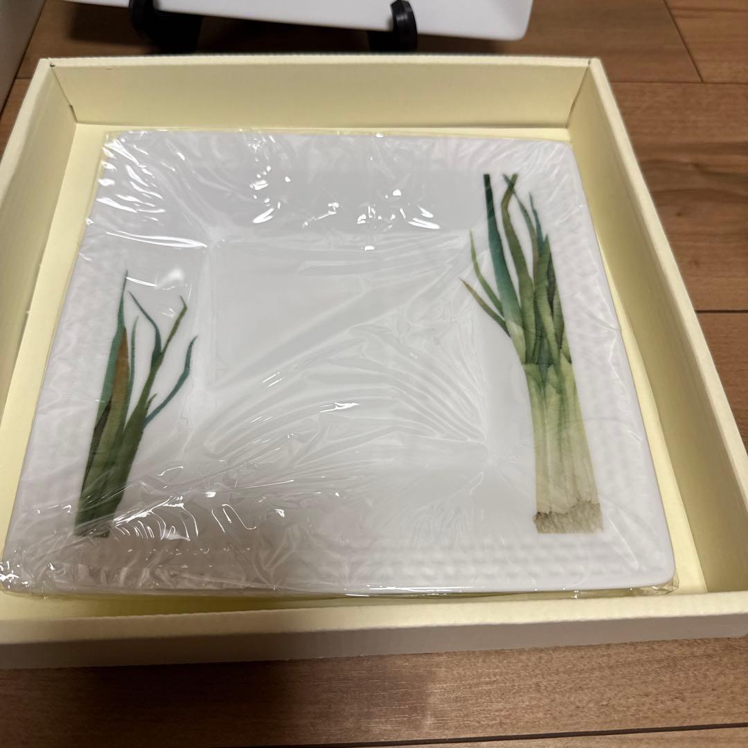 ノリタケ 京香旬彩 スクエア