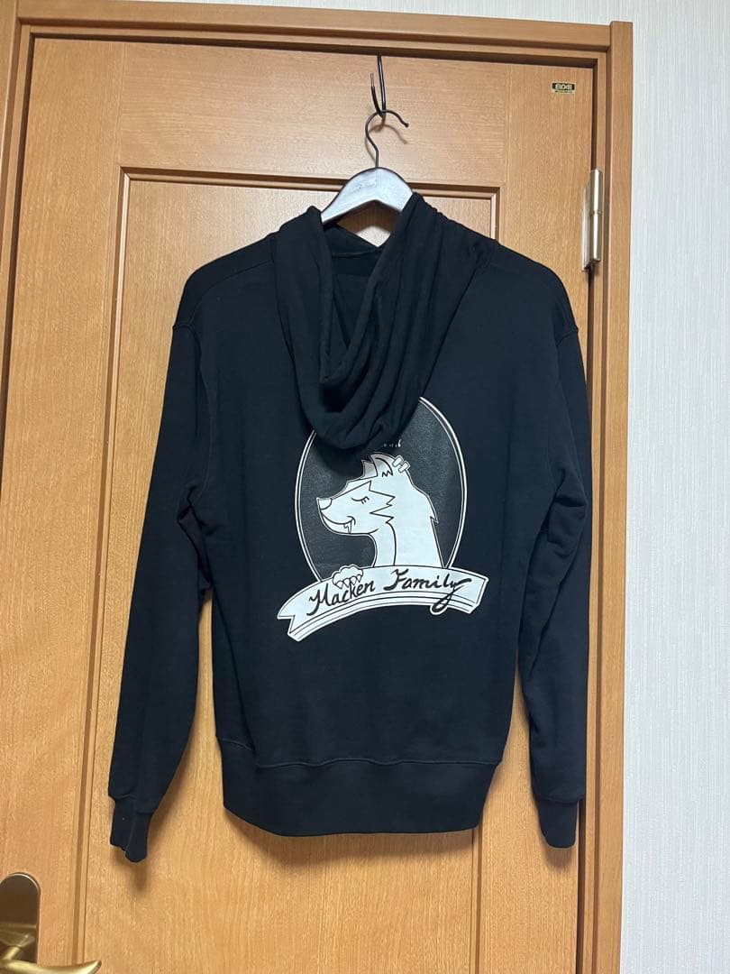 新田真剣佑　グッズ　パーカー