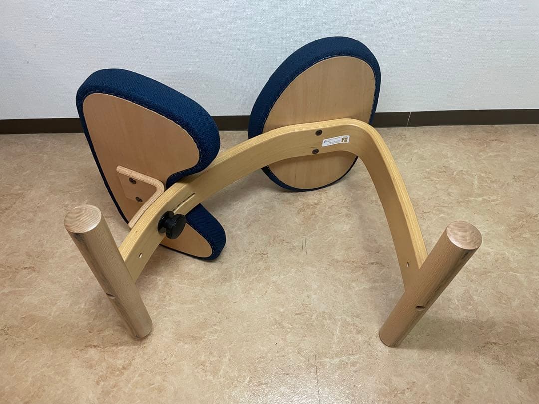 バランスラボ バランスチェア 姿勢矯正 エルゴノミクス 青色 木製
