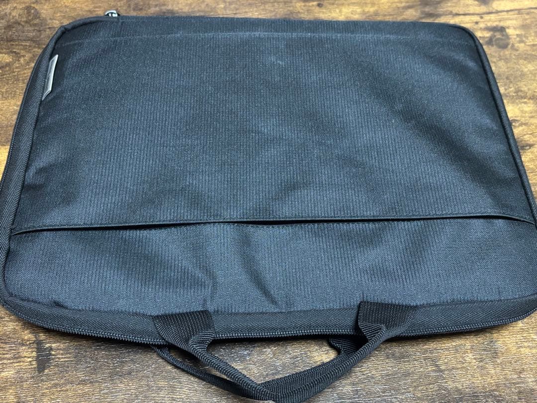 ASUS Chromebook 本体 持ち歩き式ケース付き 動作確認済み