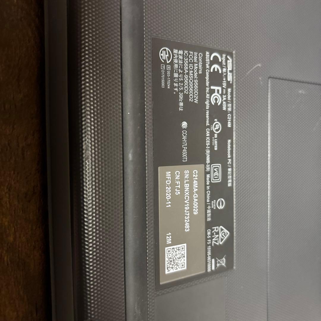 ASUS Chromebook 本体 持ち歩き式ケース付き 動作確認済み