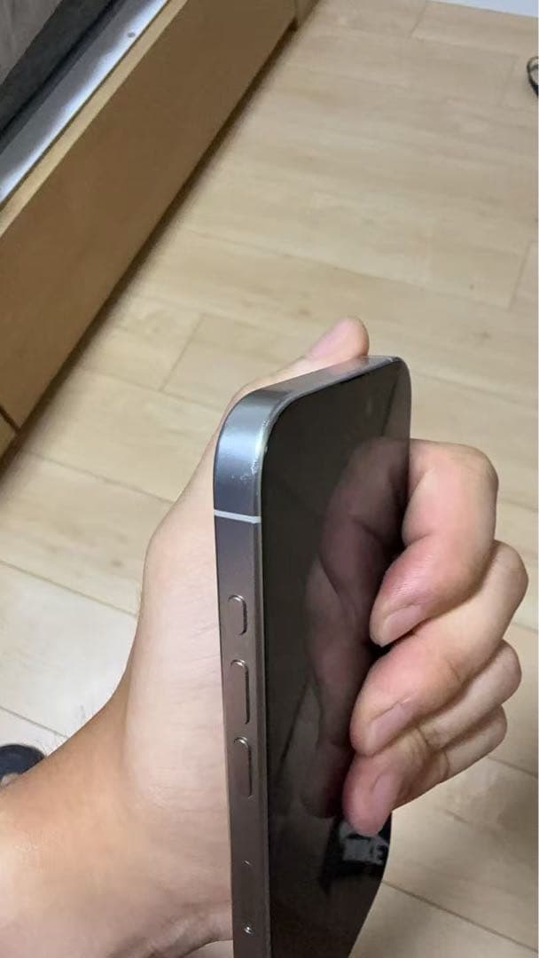 iPhone15 pro 256GB 白