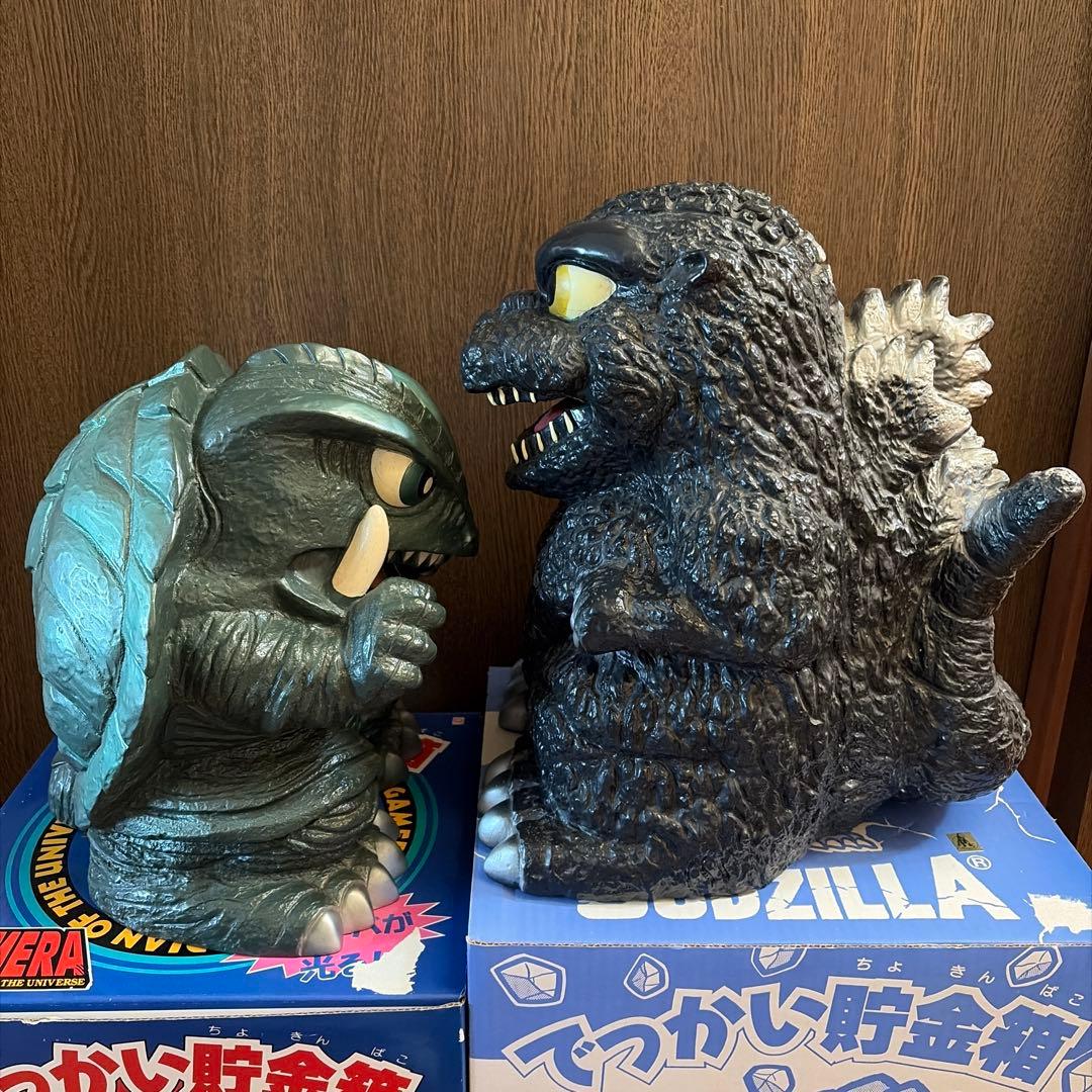 ゴジラ ガメラ フィギュア貯金箱