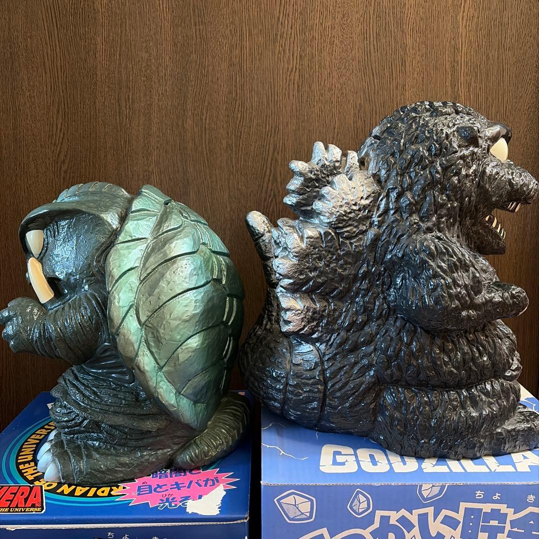 ゴジラ ガメラ フィギュア貯金箱