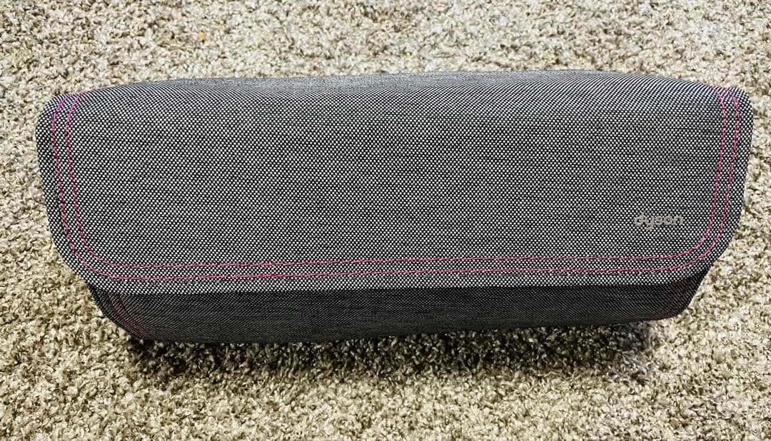 Dyson ドライヤー　赤